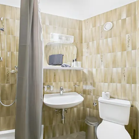 Easystay Modernes Budget-zimmer Im Zentrum Von Prázdninový dům Saas Fee
