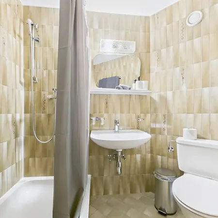 Prázdninový dům Easystay Modernes Budget-zimmer Im Zentrum Von *